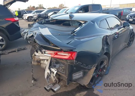 2018 Chevrolet Camaro 1Ss from USA, damaged, VIN 1G1FF1R74J0119422